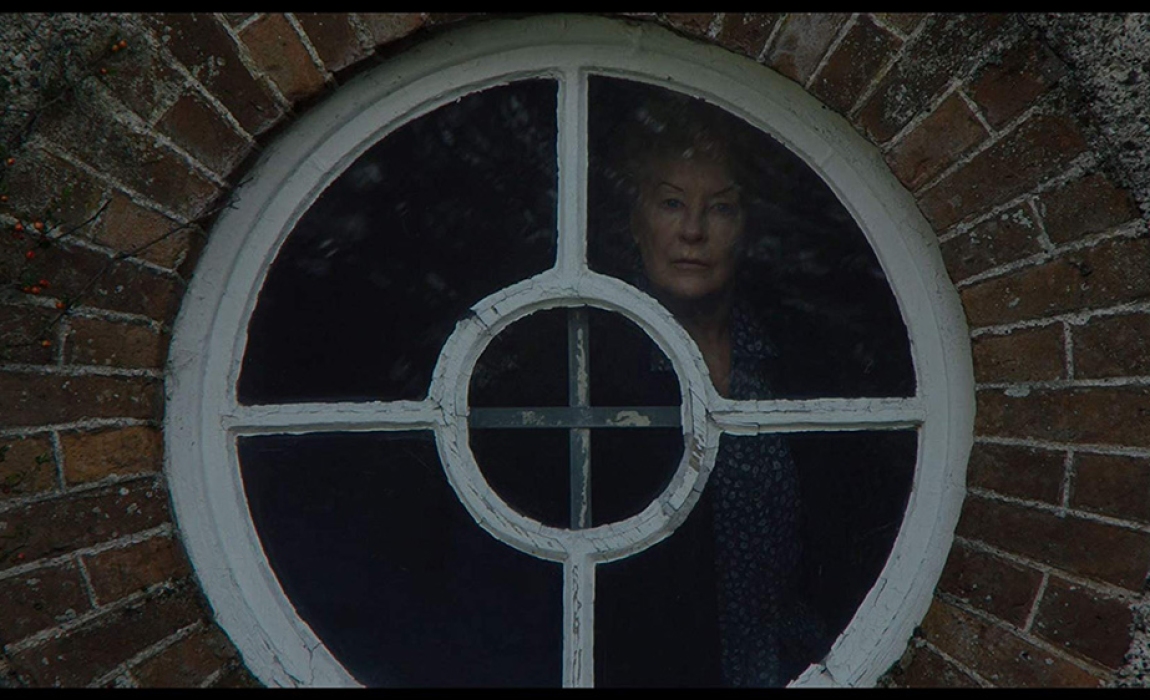 don’t_leave_home-06