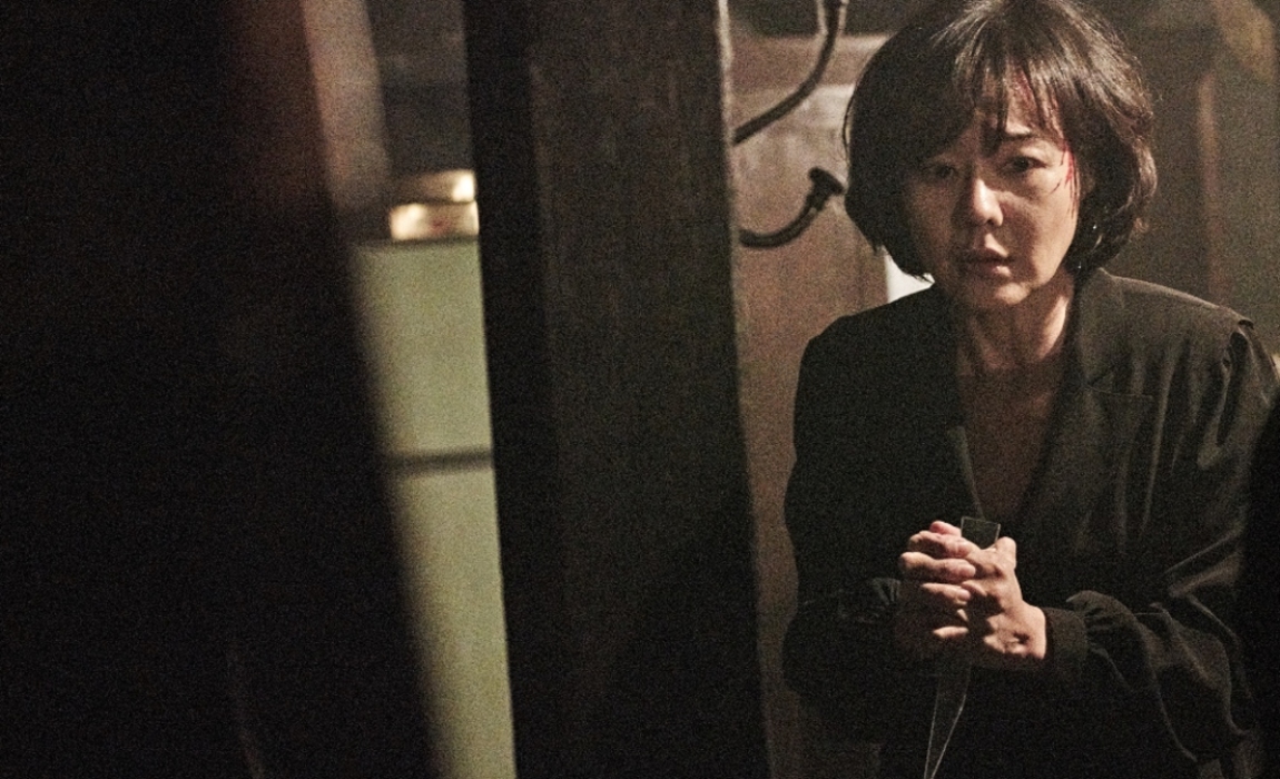 STILL_10